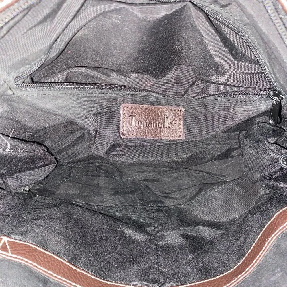 Tignanello Black Soft Leather Shoulder Bag - Picture 4 of 5